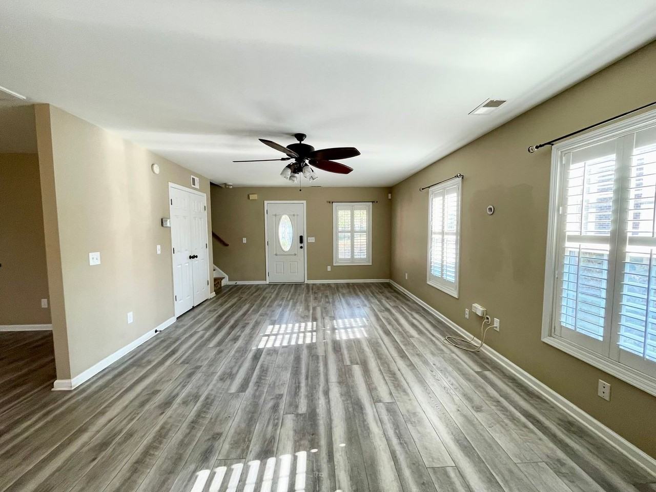 187 Derby Drive - Photo 3 of 18