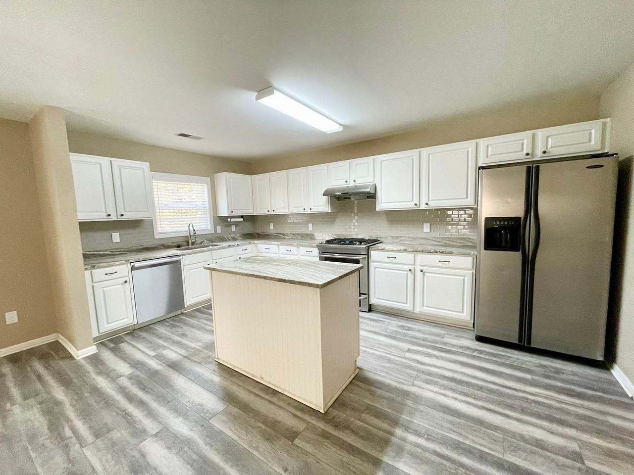 187 Derby Drive - Photo 6 of 18