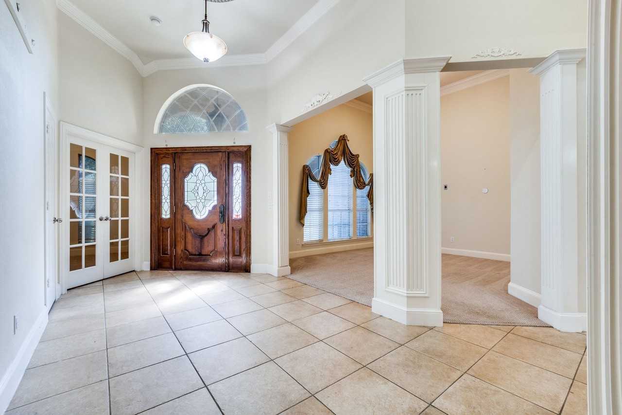 2205 Makena Ct - Photo 2 of 12