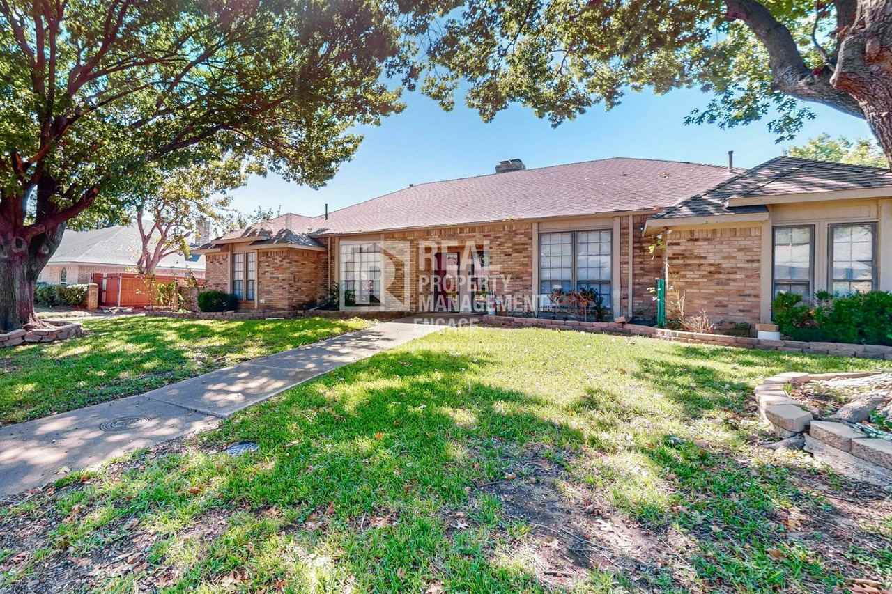 7111 Pleasant View Dr - Photo 2 of 41