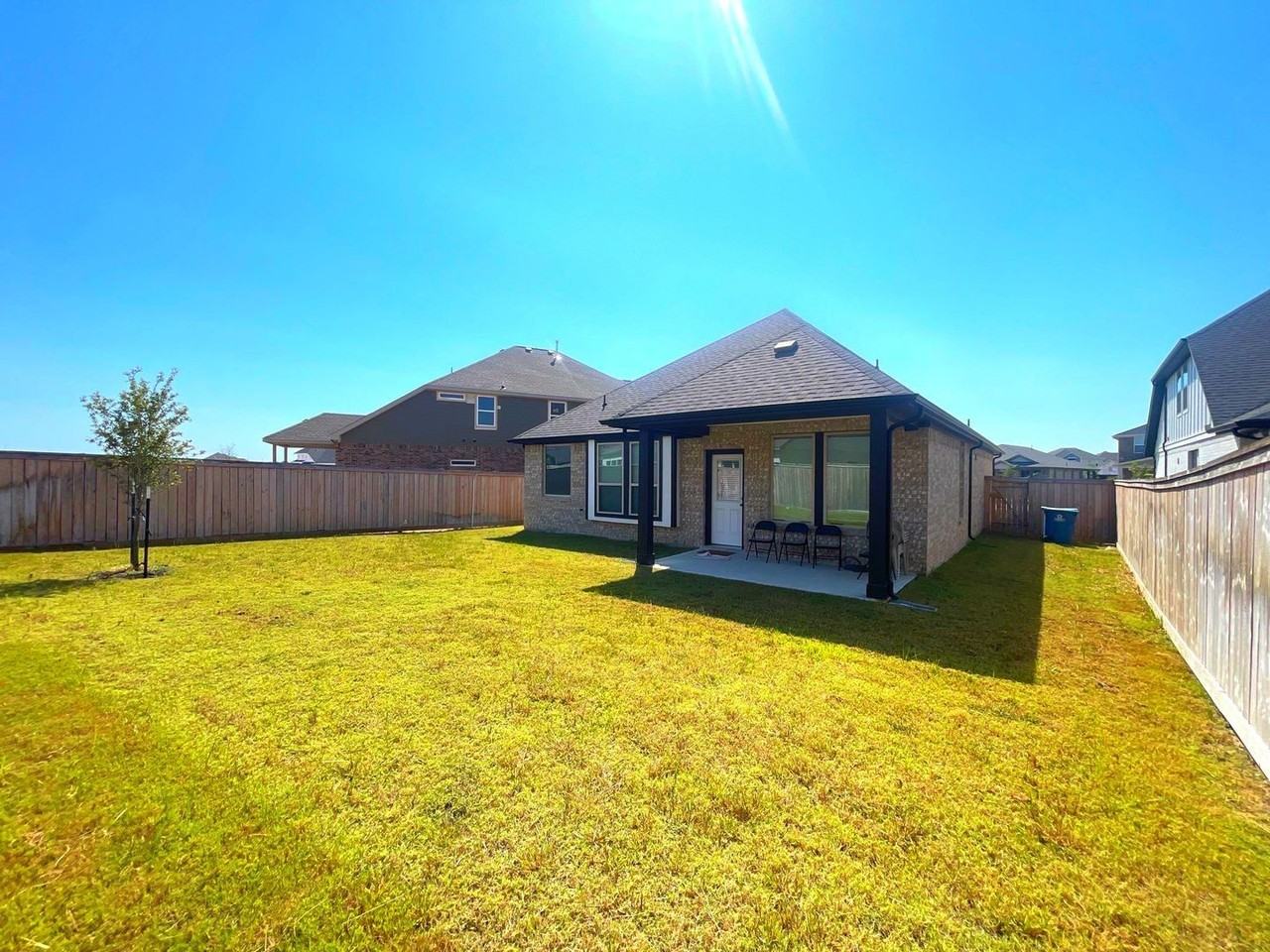 12614 White Pelican Ct - Photo 3 of 39