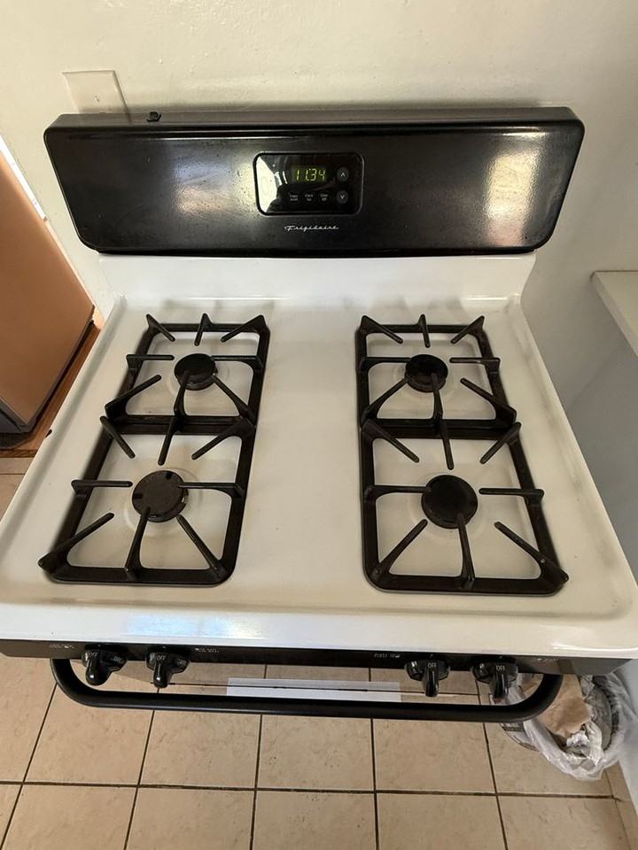 225 Poplar Ave - Photo 6 of 13