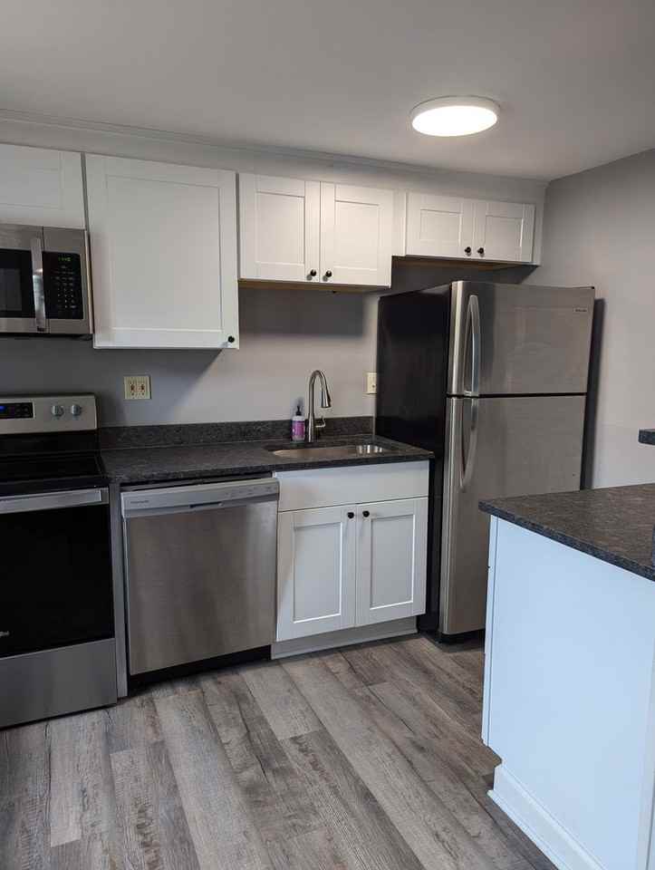 18 Main St - Photo 2 of 4