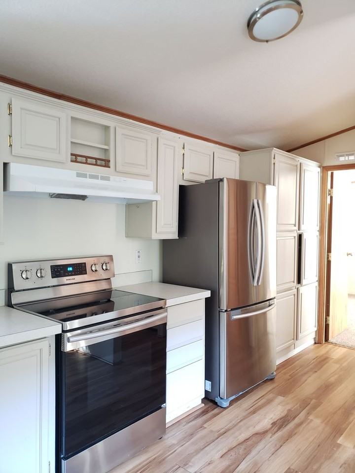 1305 N Wenatchee Ave - Photo 5 of 21