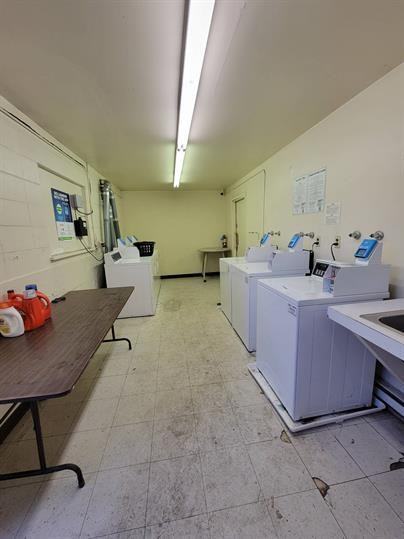 1900 11 Avenue - Photo 3 of 4