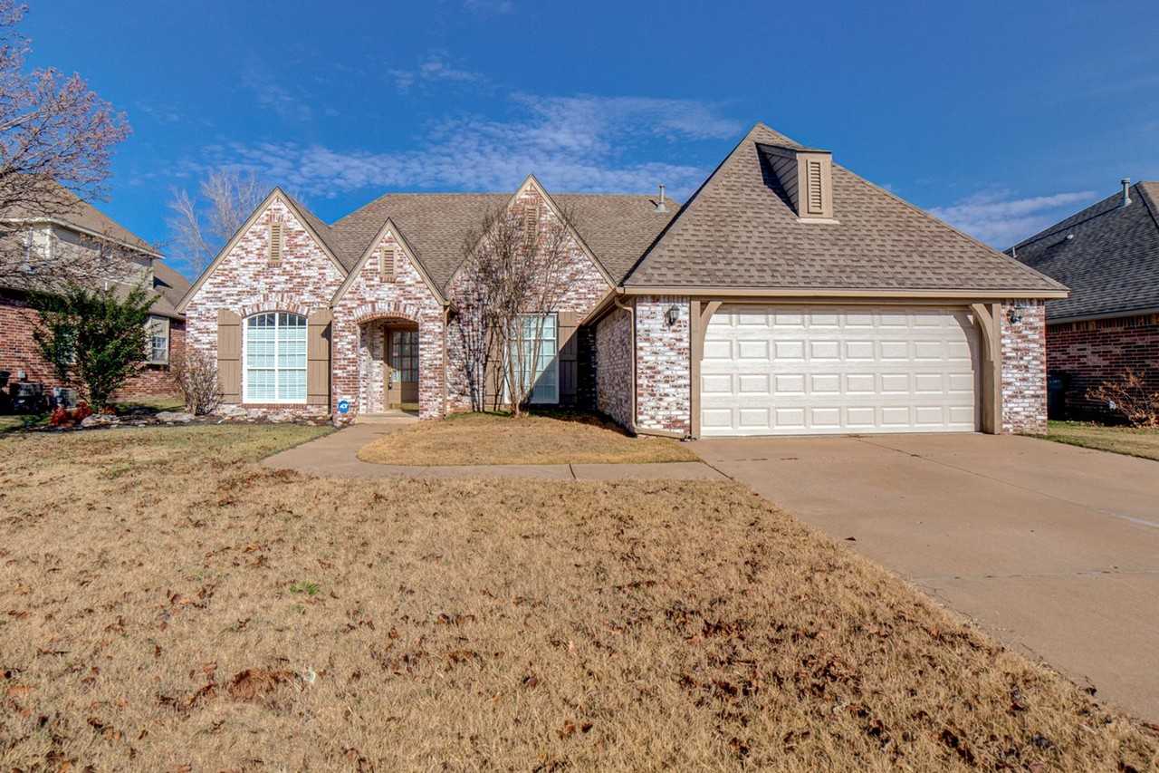 13317 E 89th St N - Photo 3 of 39