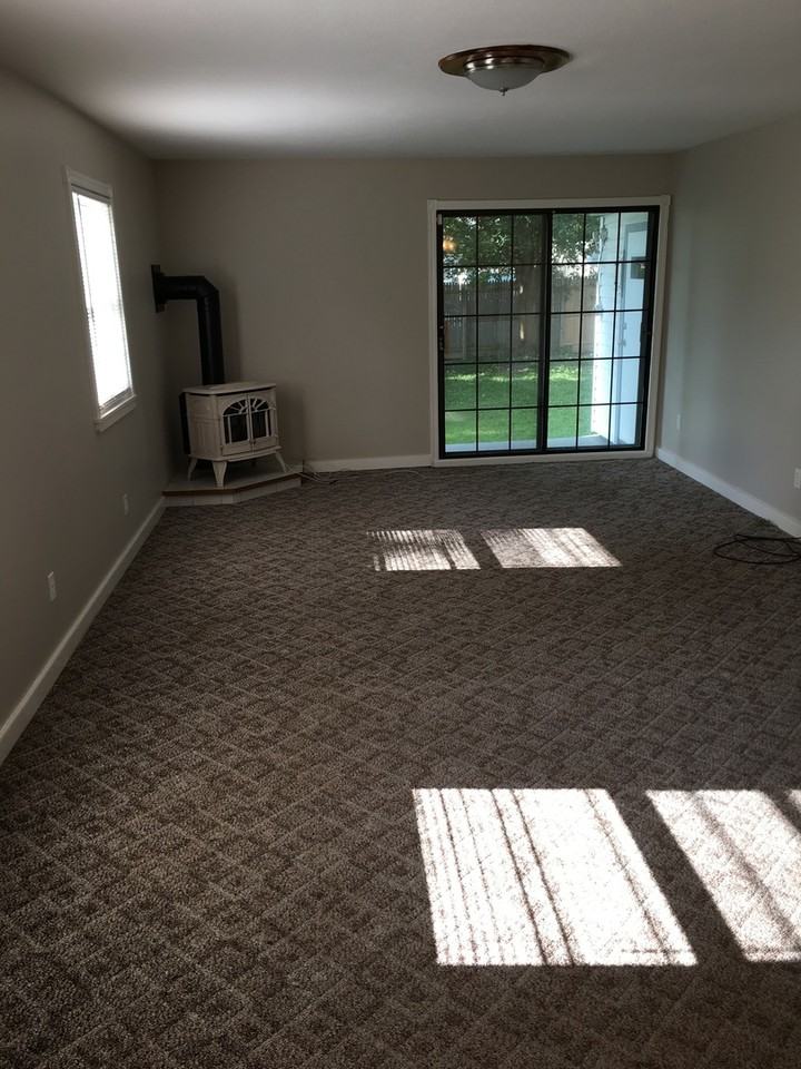110 Sunrise Ter - Photo 3 of 22