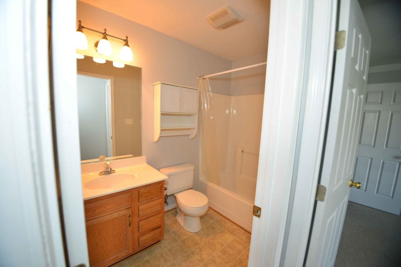 4714 Wooded Oak Cir - Photo 3 of 47