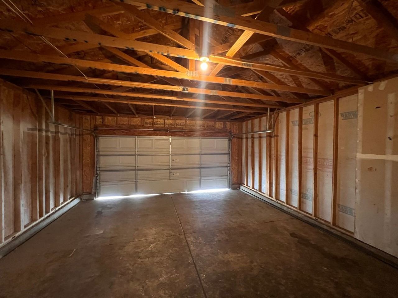 757 Tamsen Rd - Photo 5 of 17