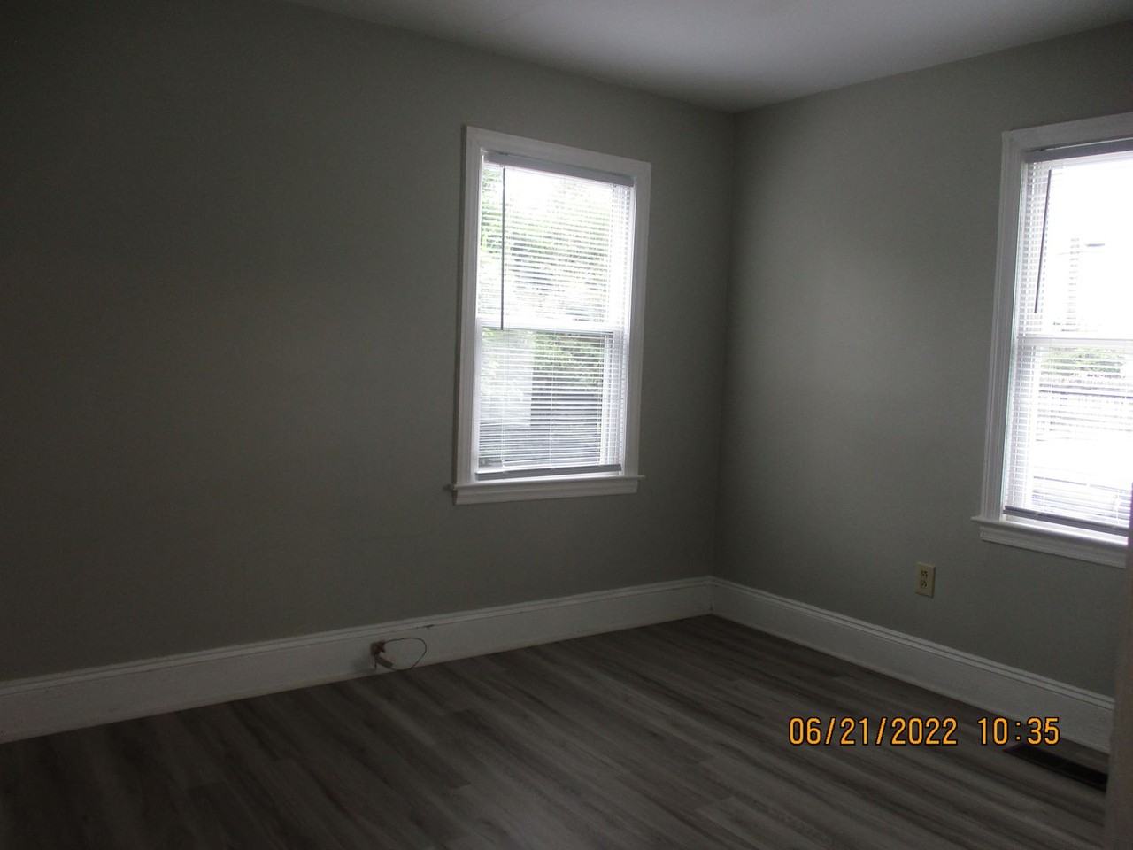 2223B Ireland Dr - Photo 7 of 11