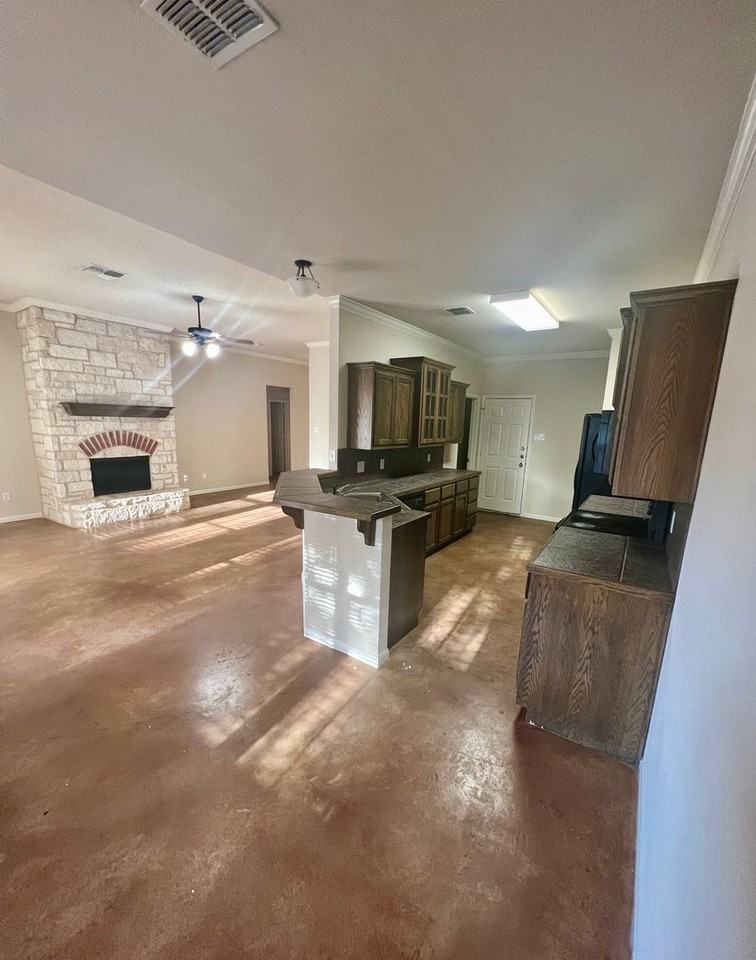 408B Chapel Trail Cir - Photo 5 of 8