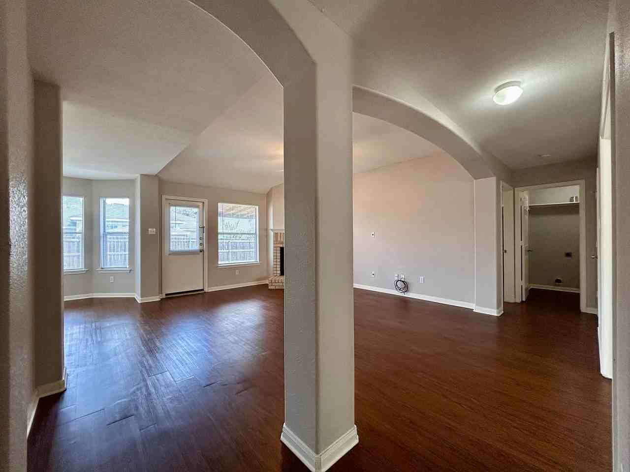 1019 Terra Street - Photo 6 of 21