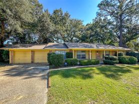 3660 Buford Cir - Photo 1 of 1