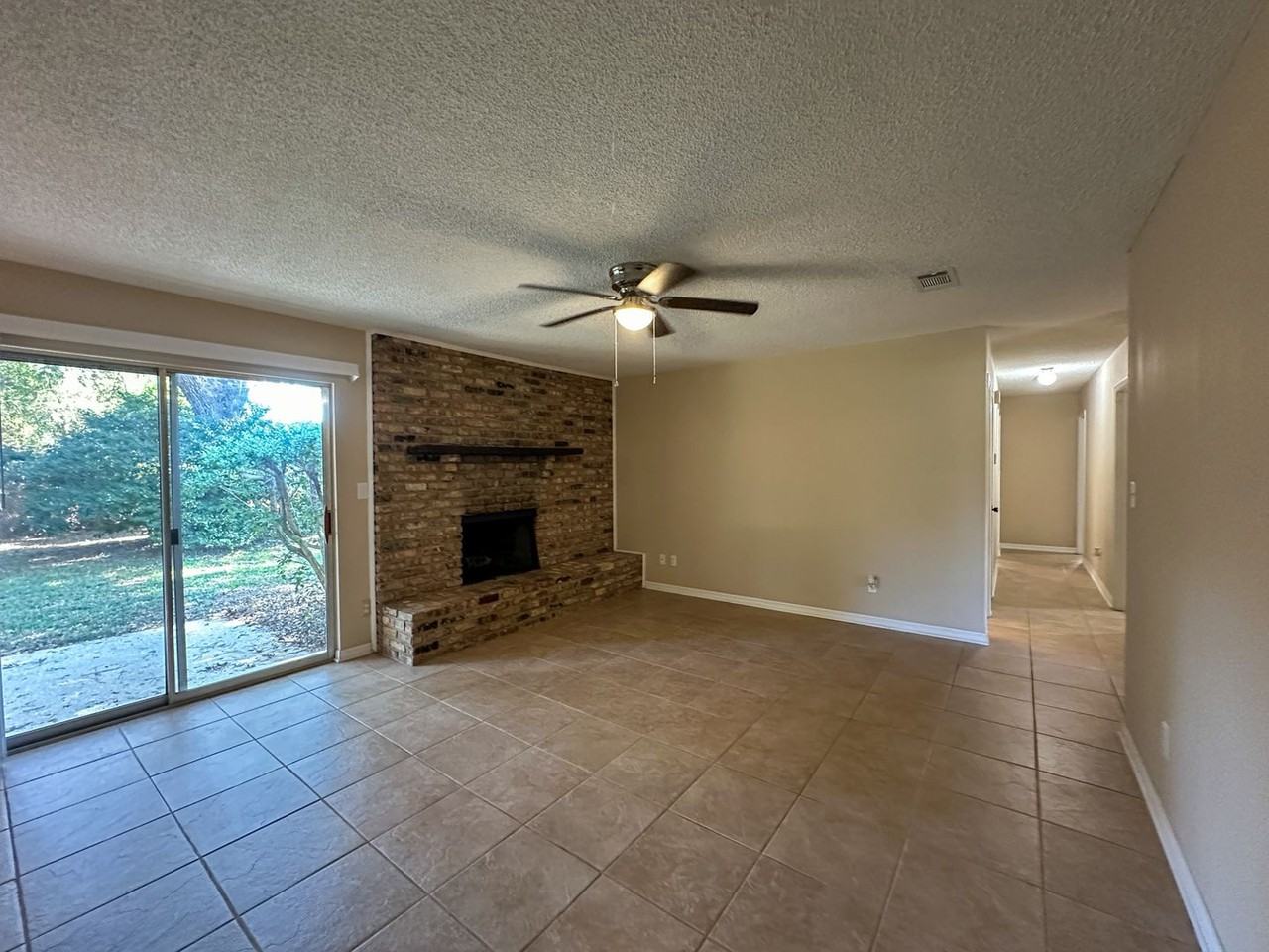 3660 Buford Cir - Photo 2 of 22