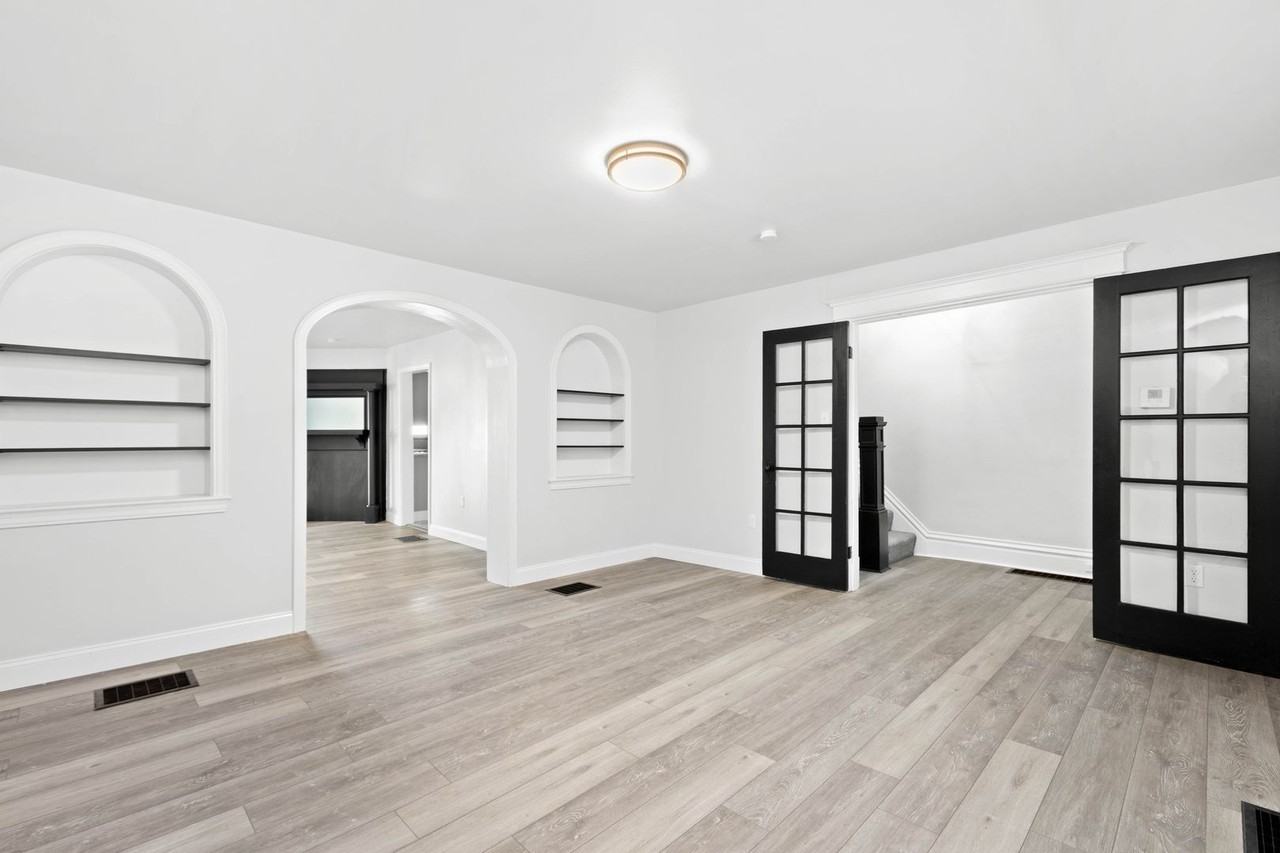 84 Pasadena St - Photo 3 of 23