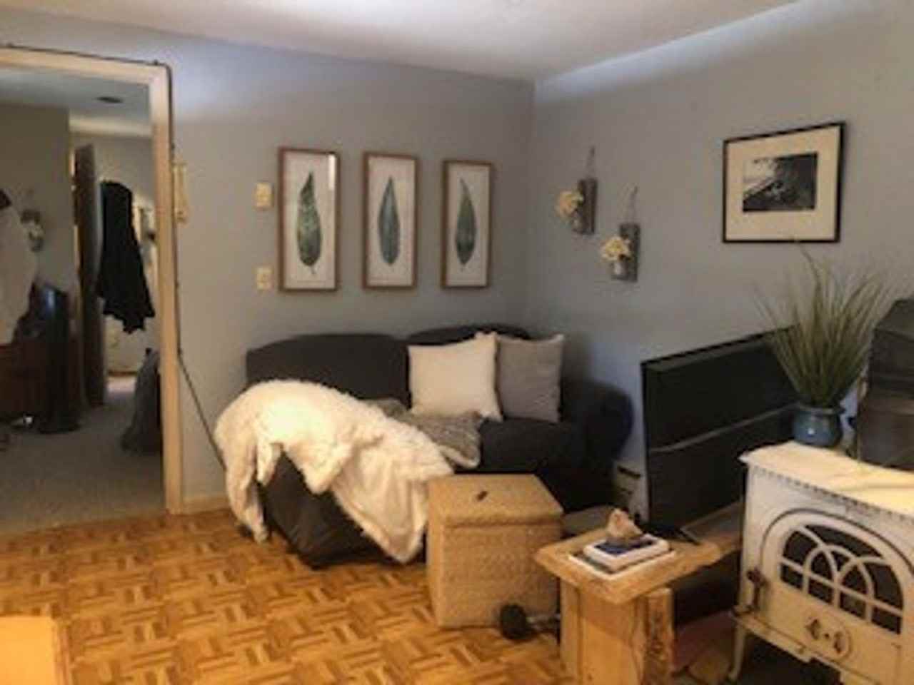 705 S River St - Photo 3 of 13