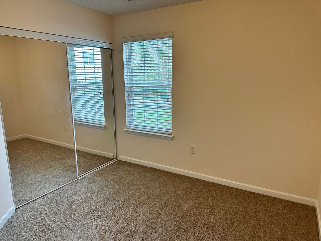 9019 Meadowmont View Dr - Photo 6 of 9