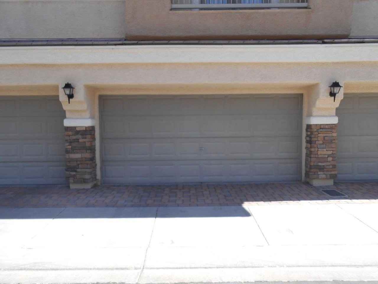 3516 Hazelnut Pine Pl #2 - Photo 3 of 42