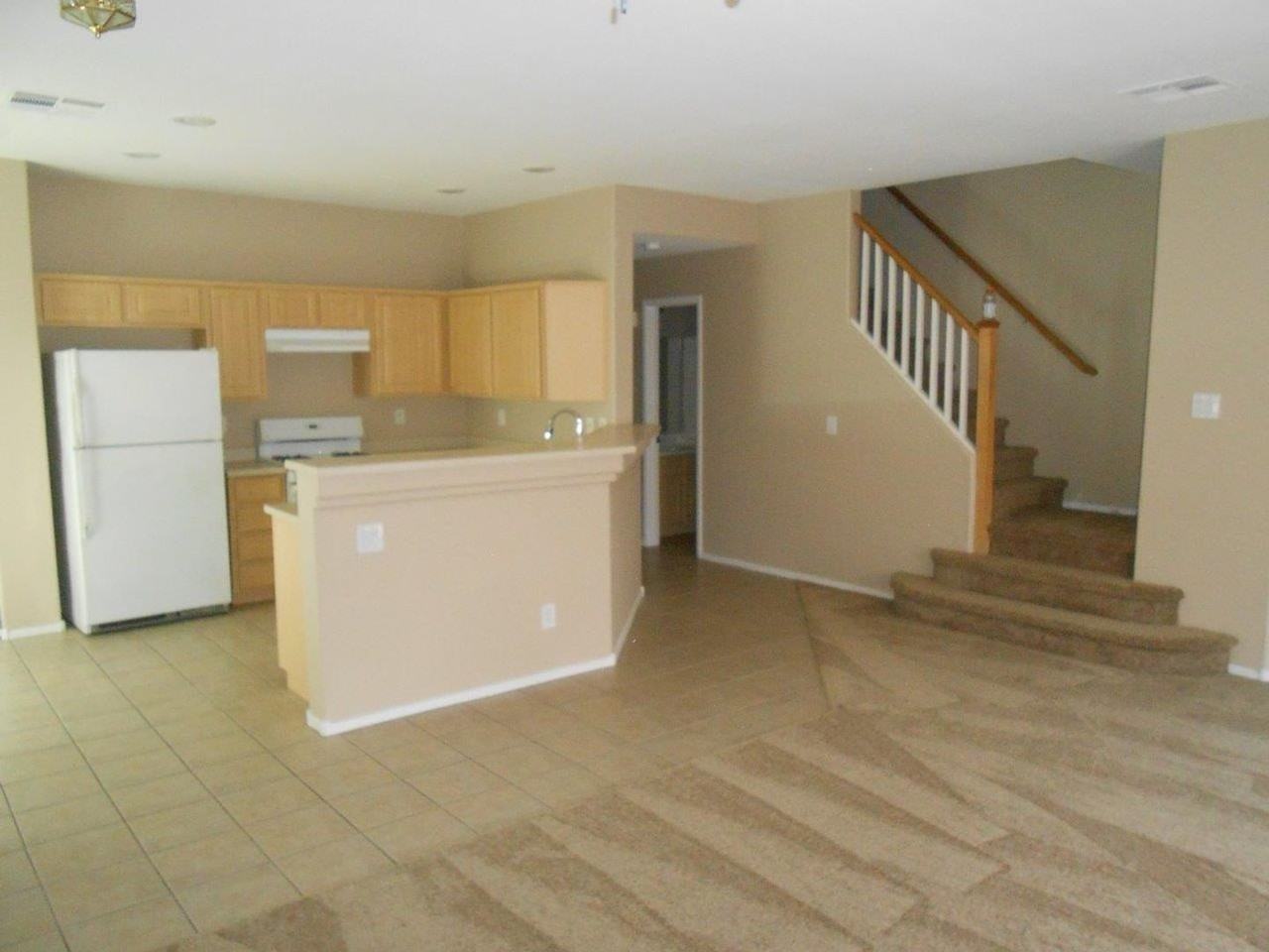 3516 Hazelnut Pine Pl #2 - Photo 7 of 42