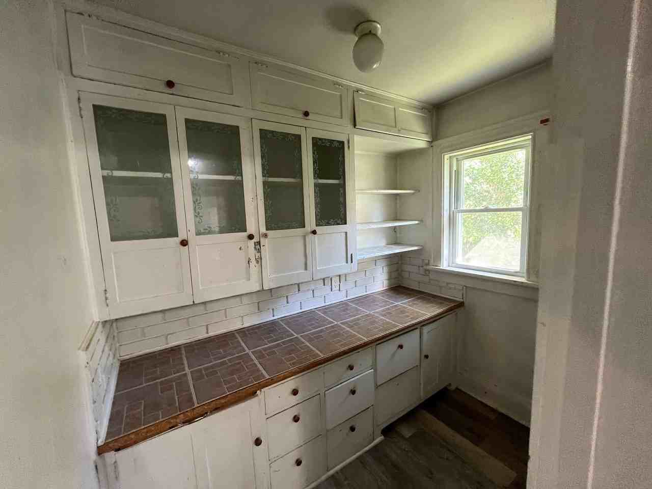 204 Ruder St - Photo 3 of 16