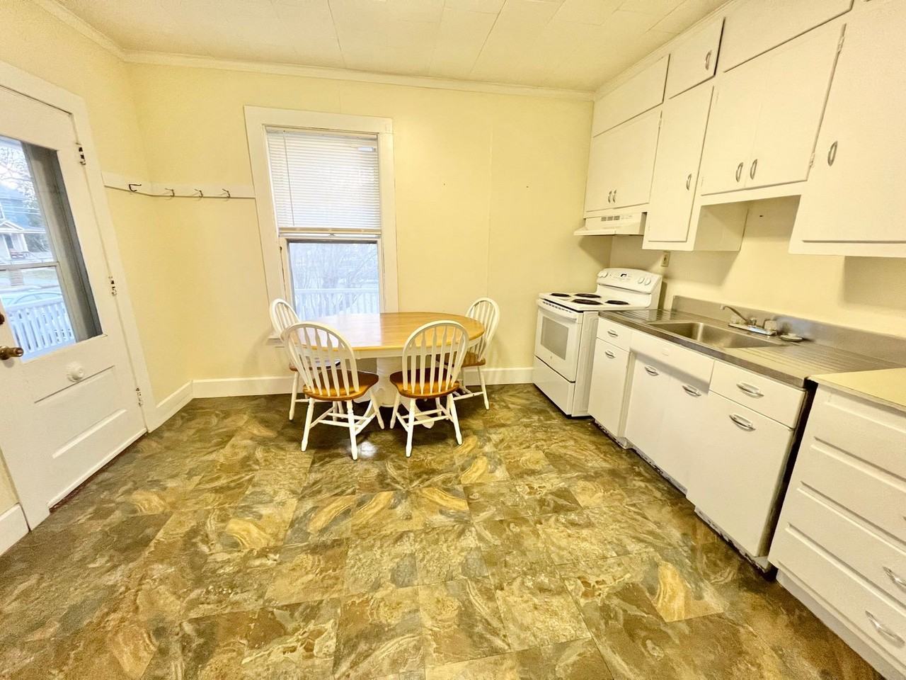 4 Barlow Street - Photo 4 of 9