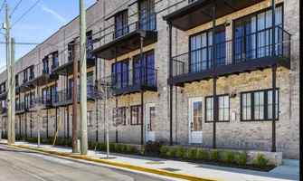 featured image of 811 Gene Stallings Ave