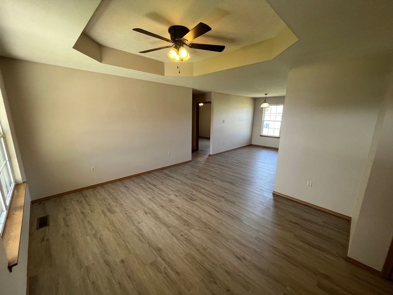 201 Christopher Lane - Photo 3 of 16