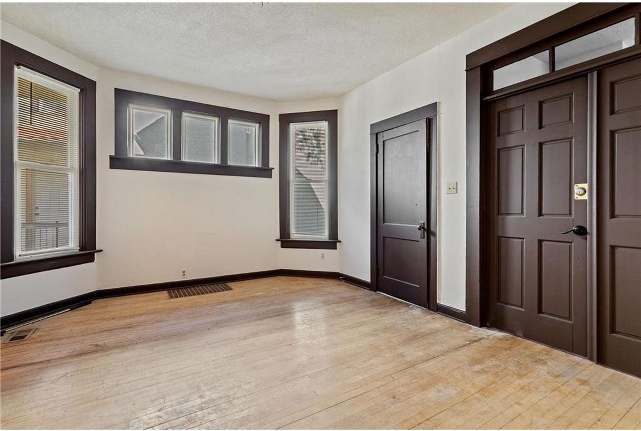 525 8th Ave Se - Photo 2 of 11