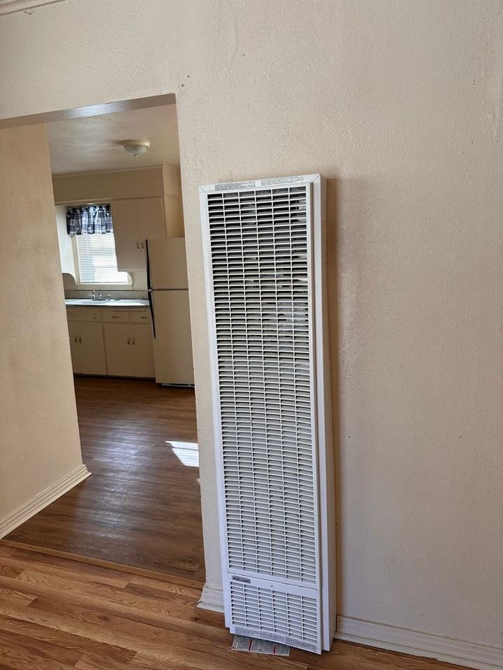 1202 S Missouri Ave - Photo 3 of 15