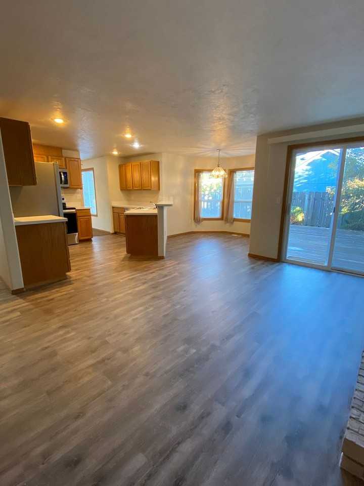 1693 Sw Barley Hill Dr - Photo 7 of 37