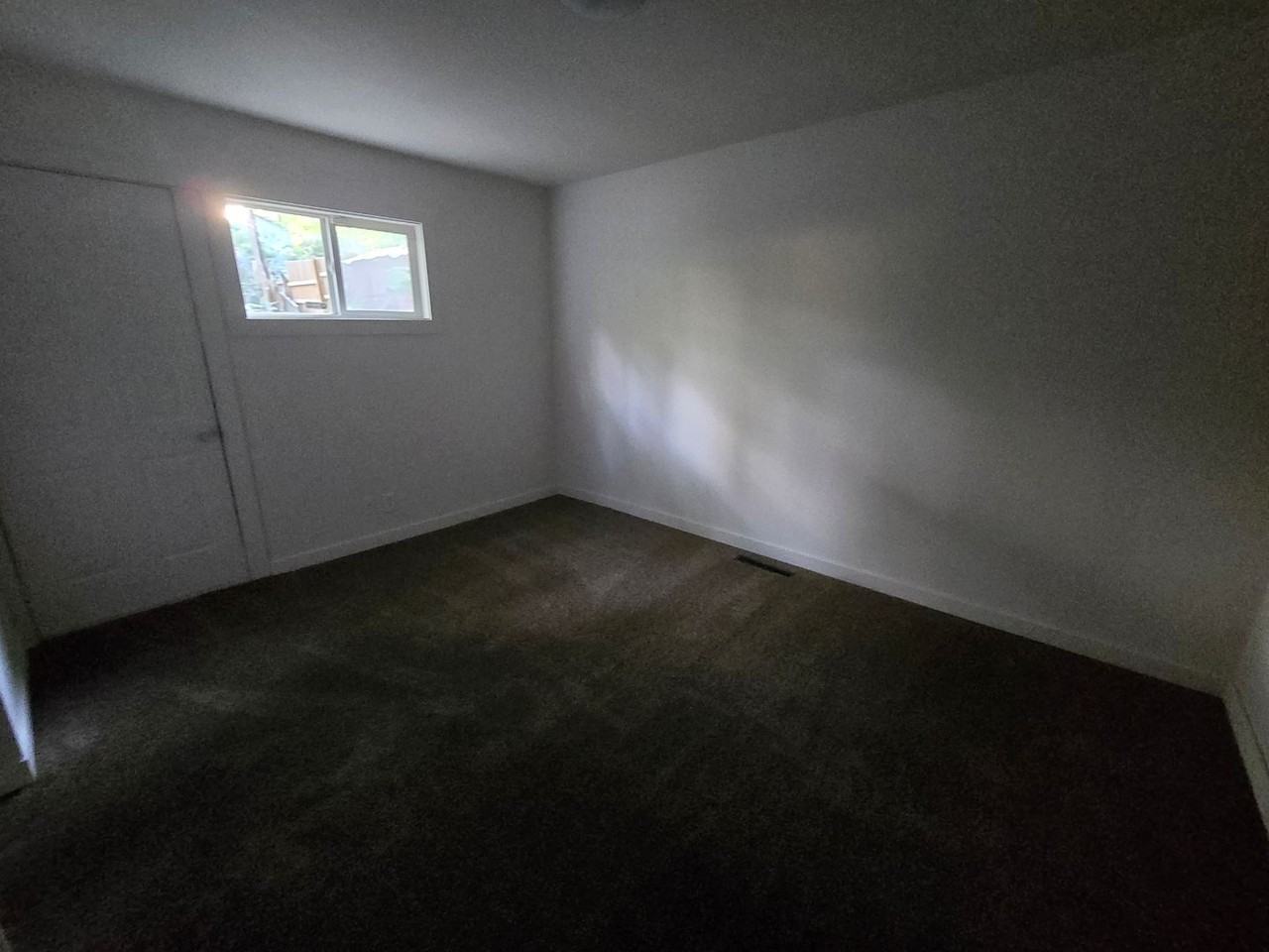 3112 Se Emerson St - Photo 5 of 10