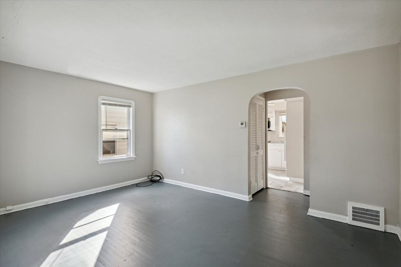 13829 West Ave - Photo 3 of 27