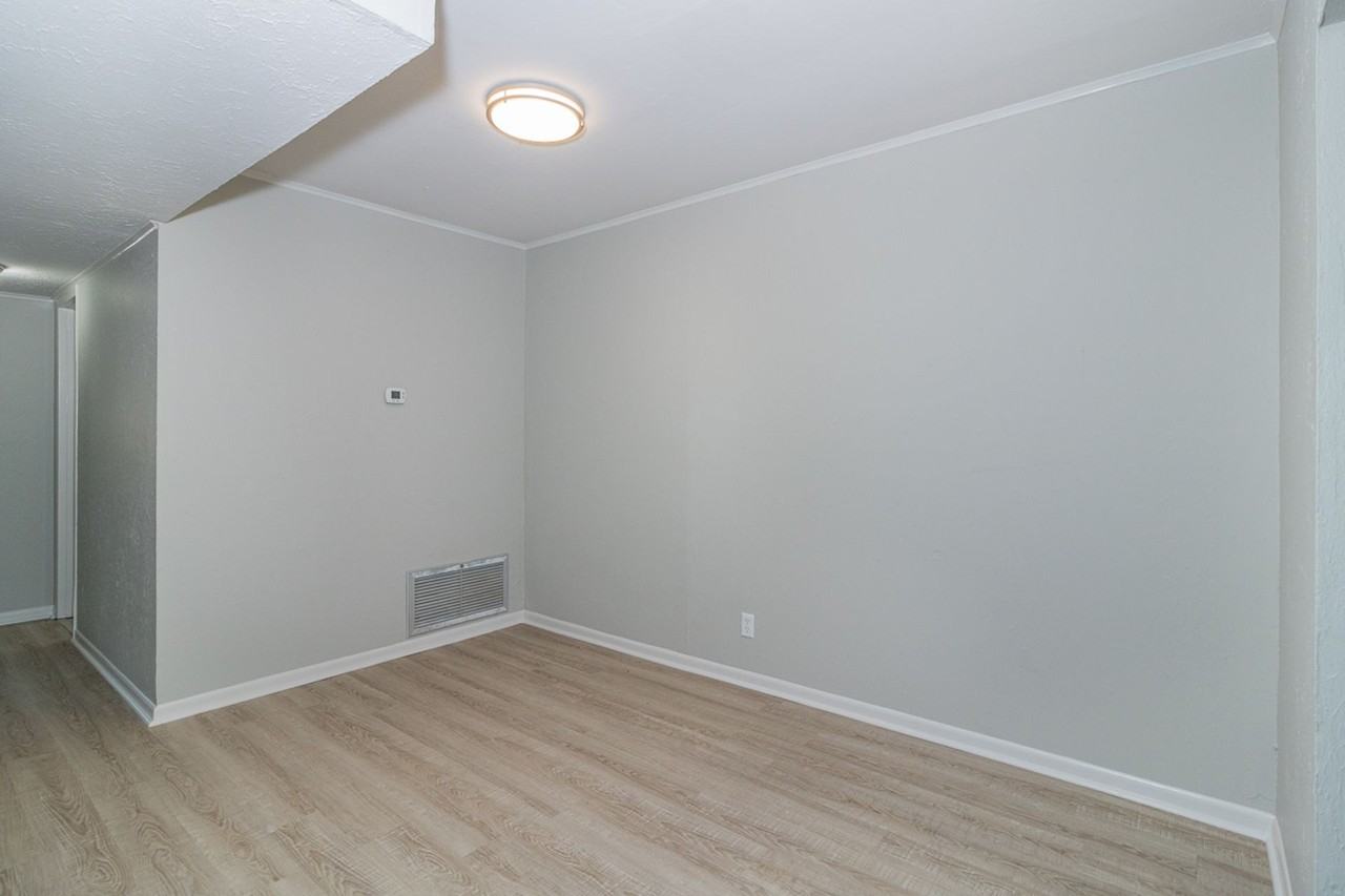 Scarlett Aoartments - Photo 4 of 10