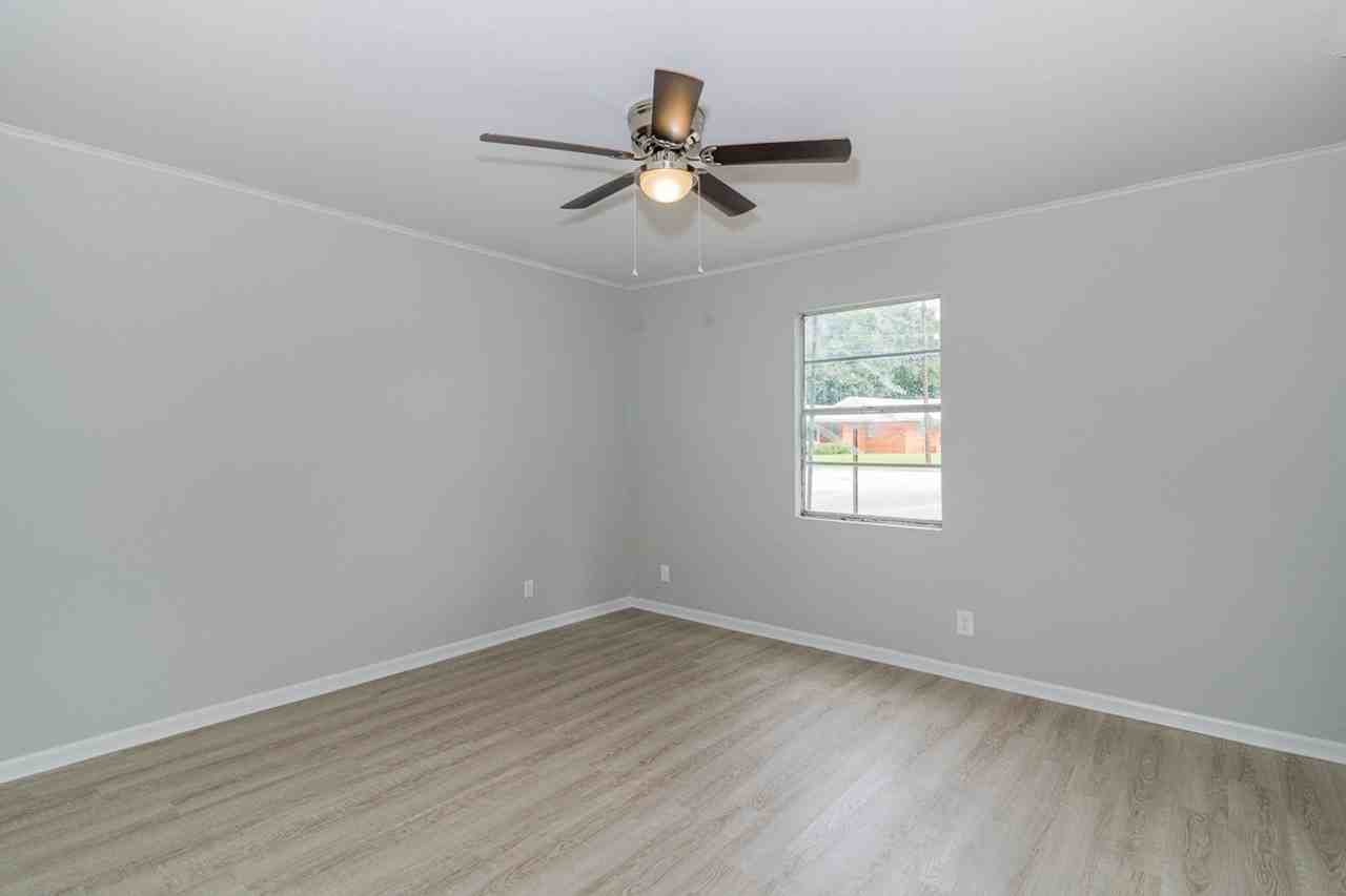 Scarlett Aoartments - Photo 7 of 10