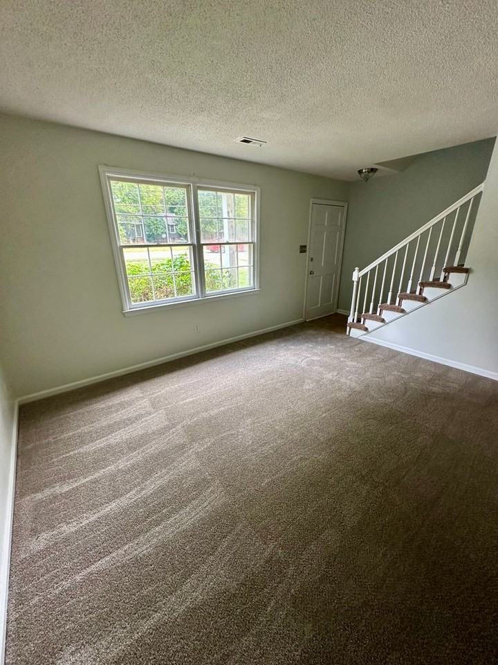 8711B Chapel Hill Rd - Photo 2 of 8