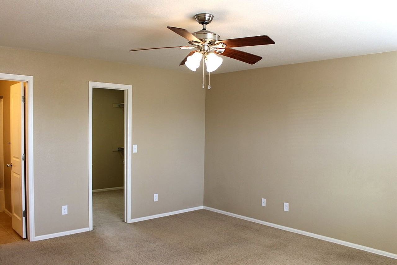 609 Botley Dr - Photo 7 of 16