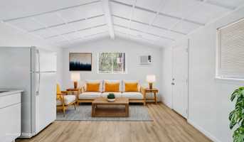 featured image of 711 S Houston St #3