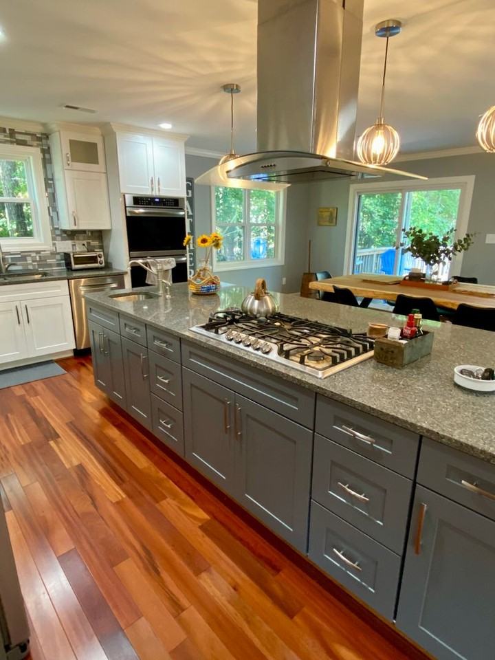 703 Wind Way - Photo 2 of 33