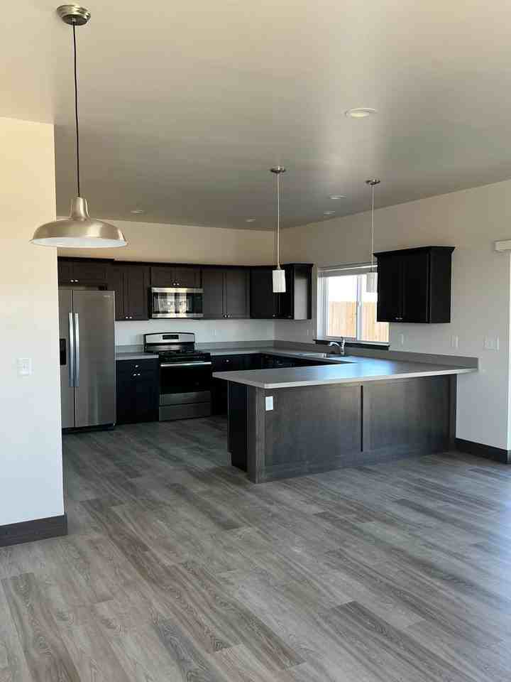 2103 Windjammer Way - Photo 2 of 13