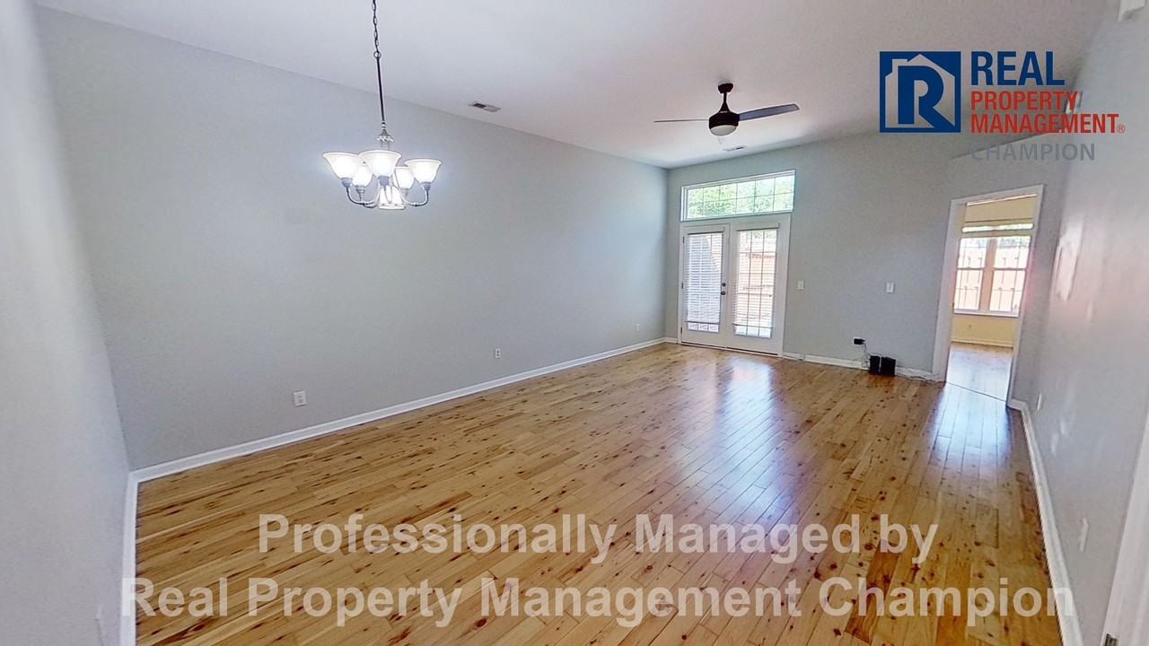 3825 Mayfield Ct - Photo 4 of 19