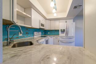 5576 W Rochelle Ave - Photo 1 of 1