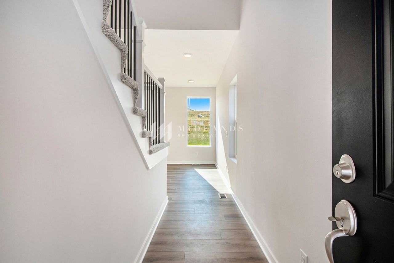 15975 Kempten Creek Dr - Photo 2 of 16