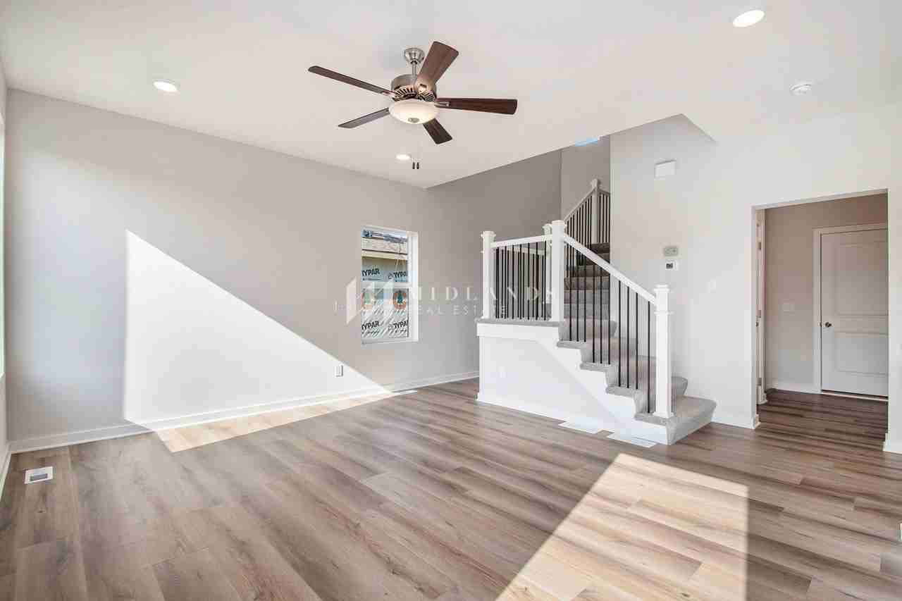 15975 Kempten Creek Dr - Photo 4 of 16