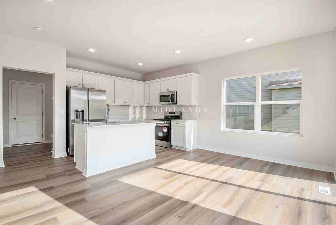 15975 Kempten Creek Dr - Photo 5 of 16