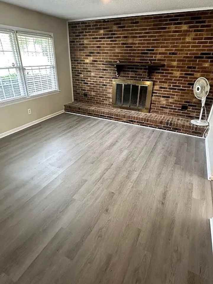 1901 Crandon Dr - Photo 7 of 8