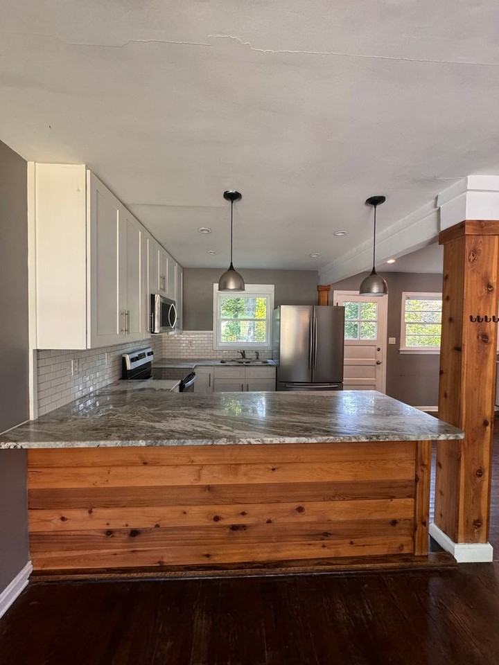 317 Christopher Dr - Photo 5 of 6