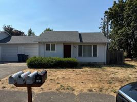 featured image of 465 E 8th Ave