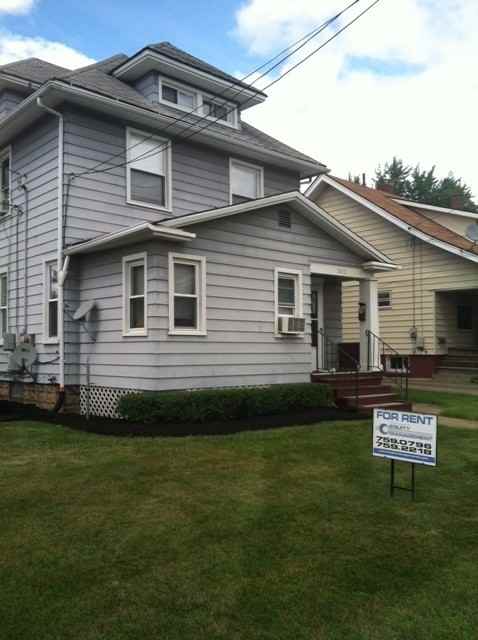 203 N. Stewart - Photo 2 of 12