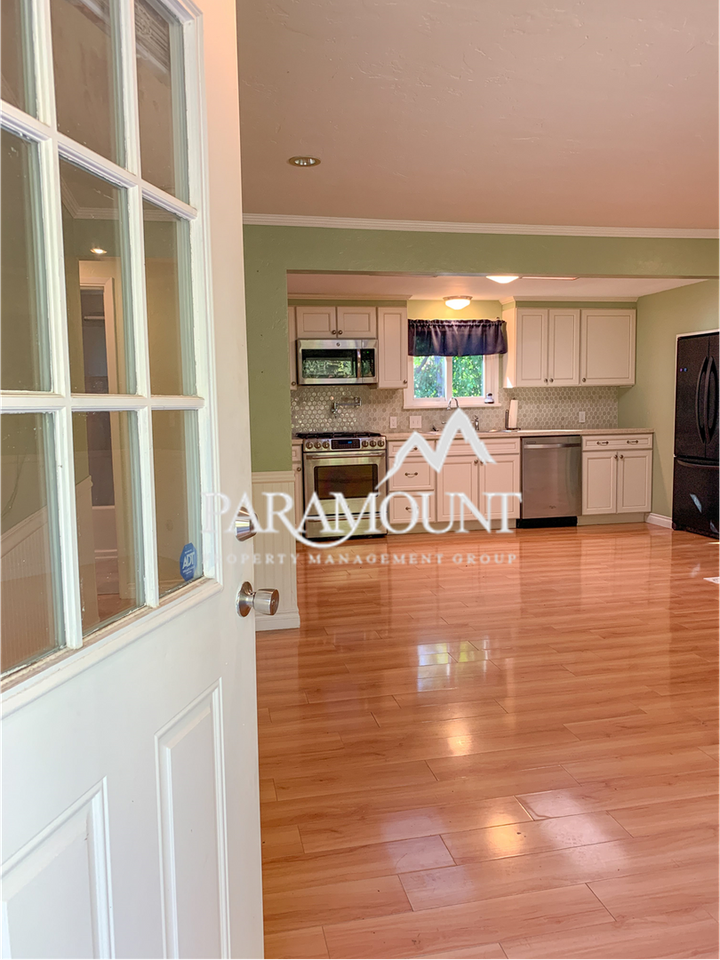 1729 Rocky Point Rd Nw - Photo 4 of 19