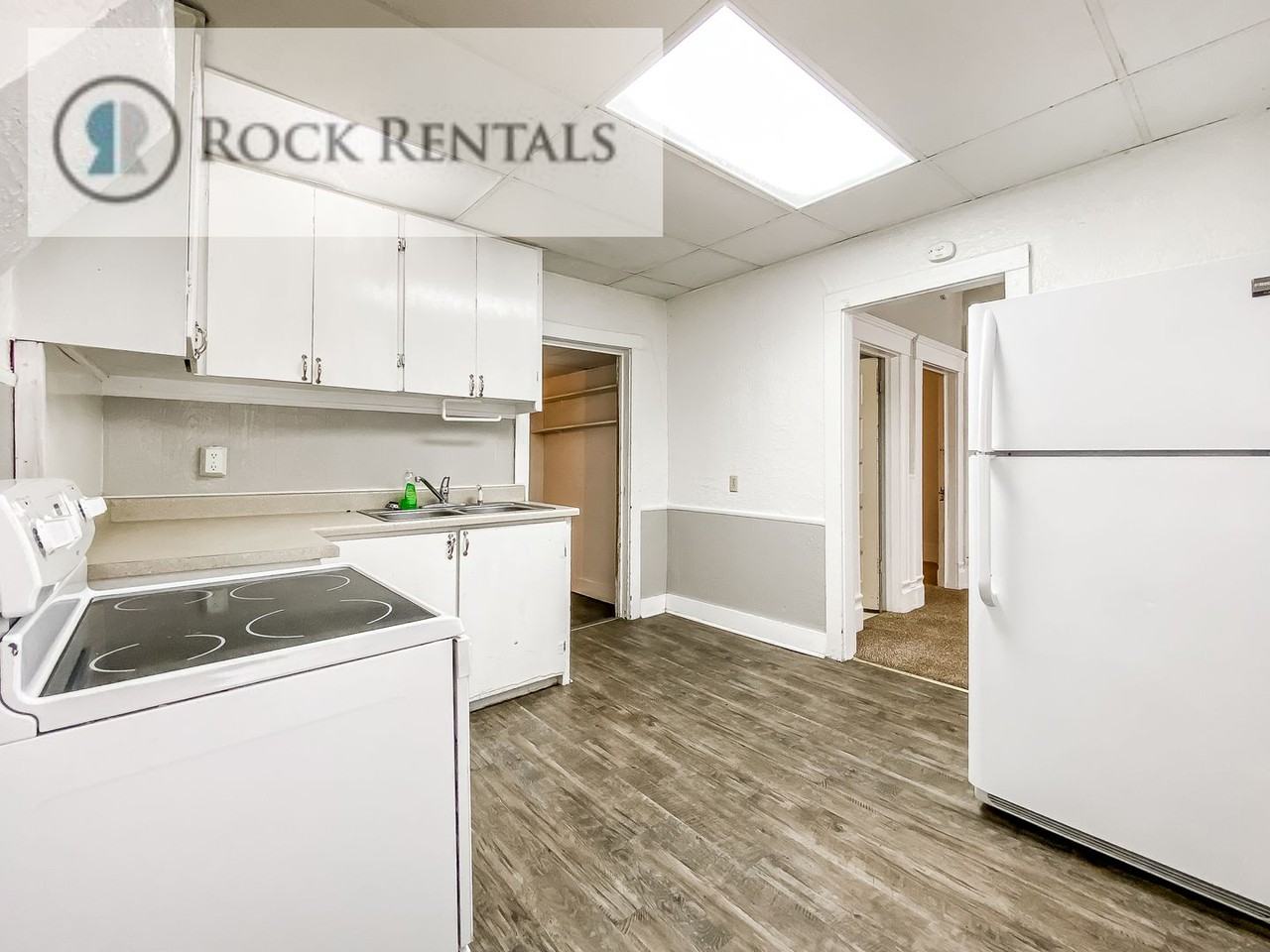 212 E 9th Ave - Photo 5 of 10